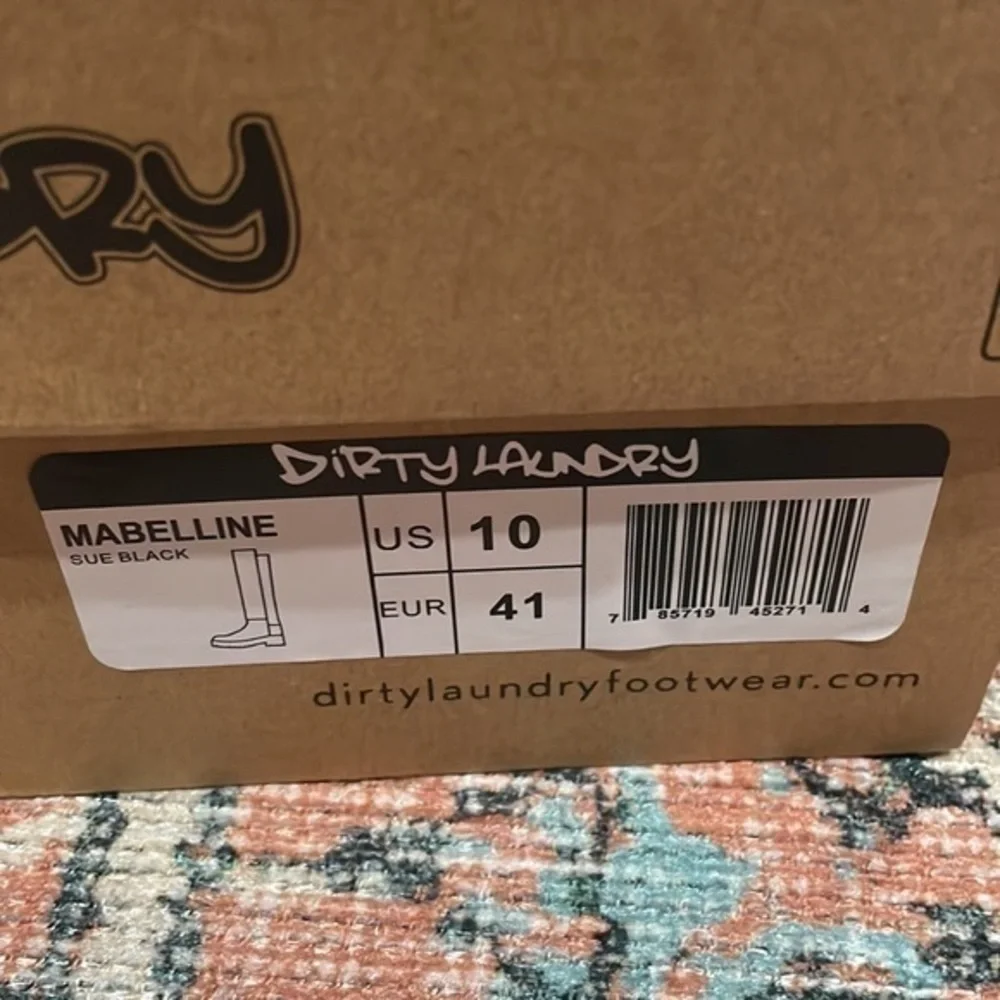 DIRTY LAUNDRY Black Mabelline Lug Sole Boots